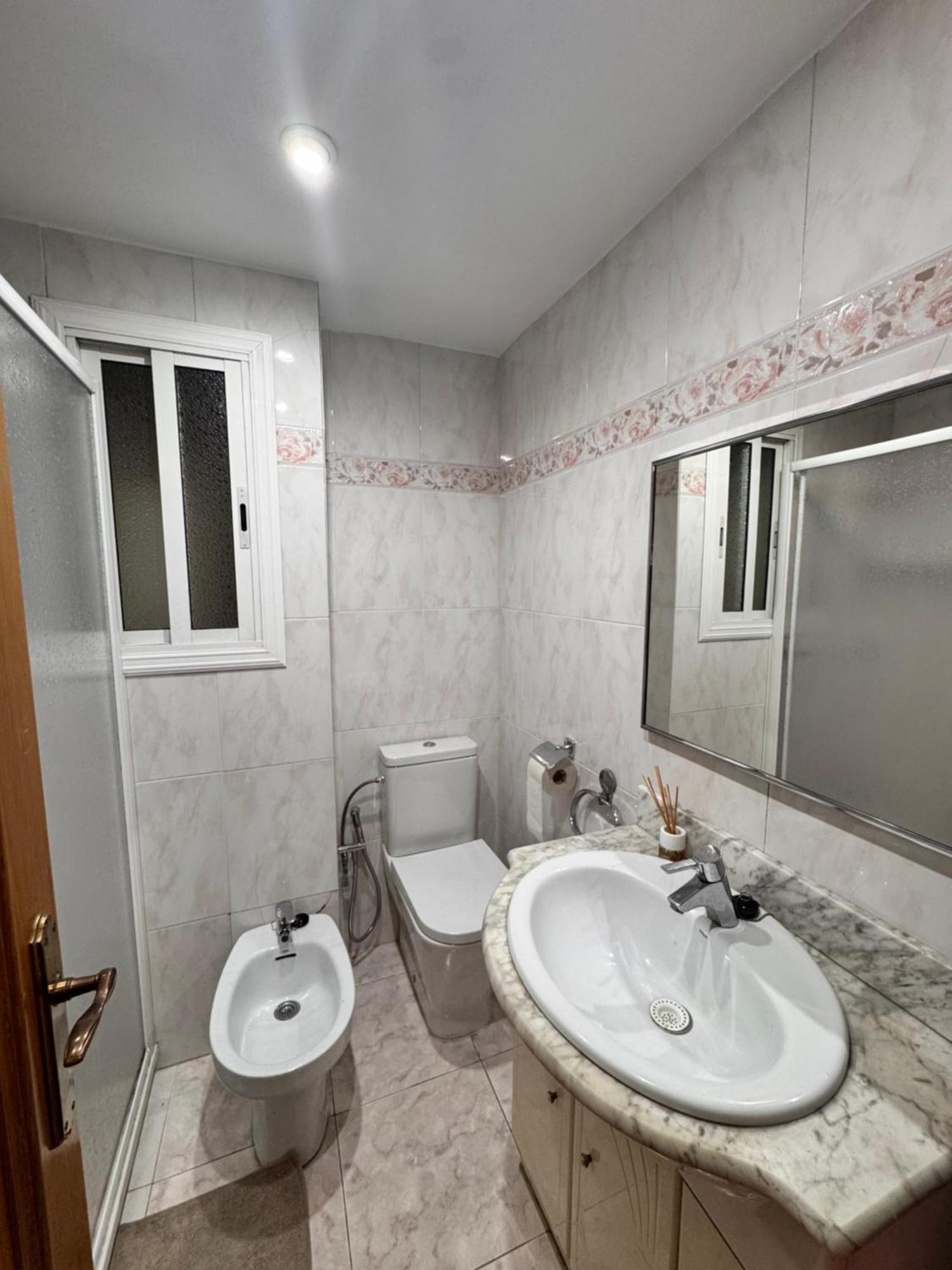 Apartamento Comfortable And Well-located - Shared Common Areas Barcelona